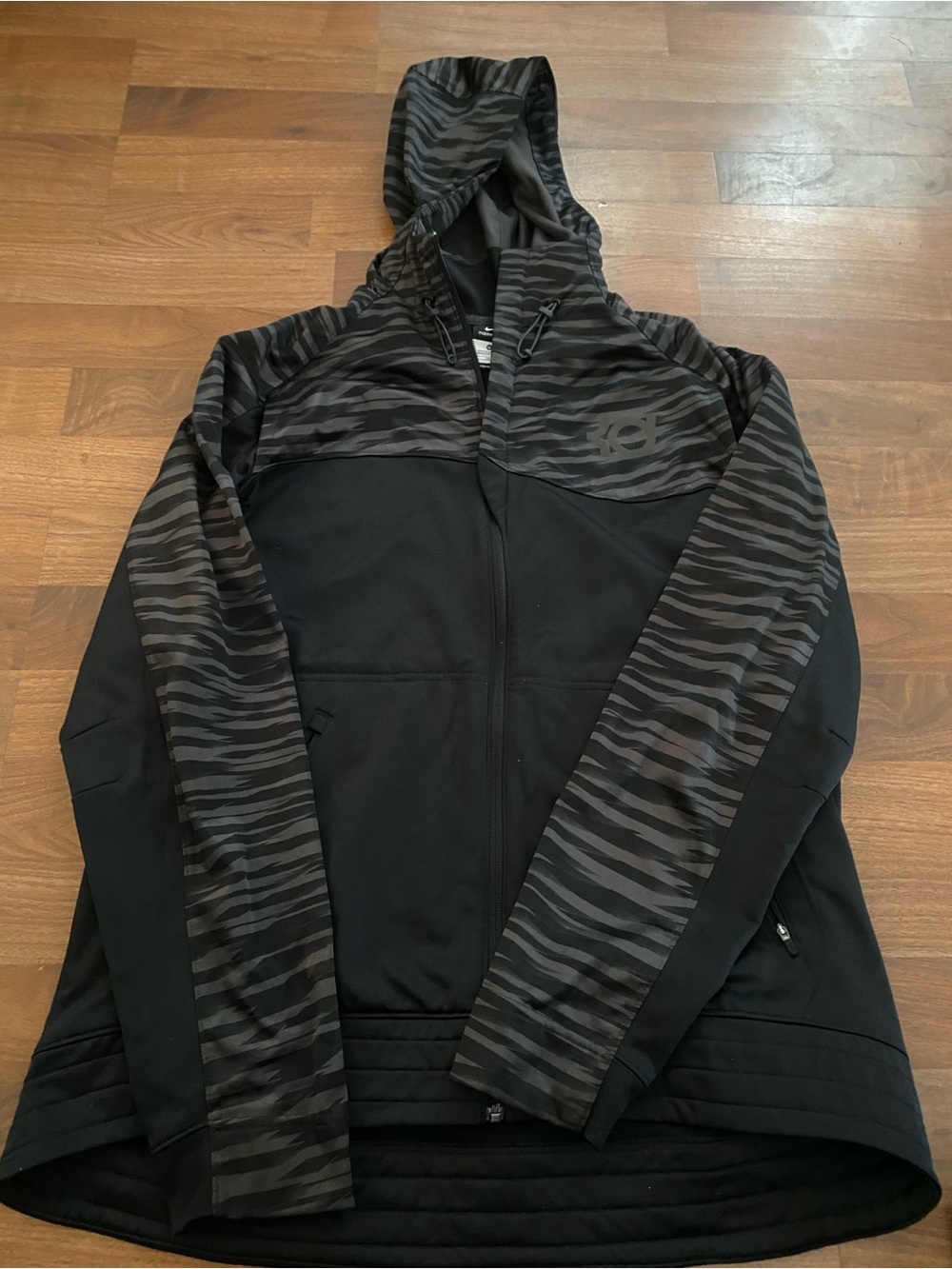 Nike KD Klutch Hyper Elite Full
Zip Hoodie Size XL